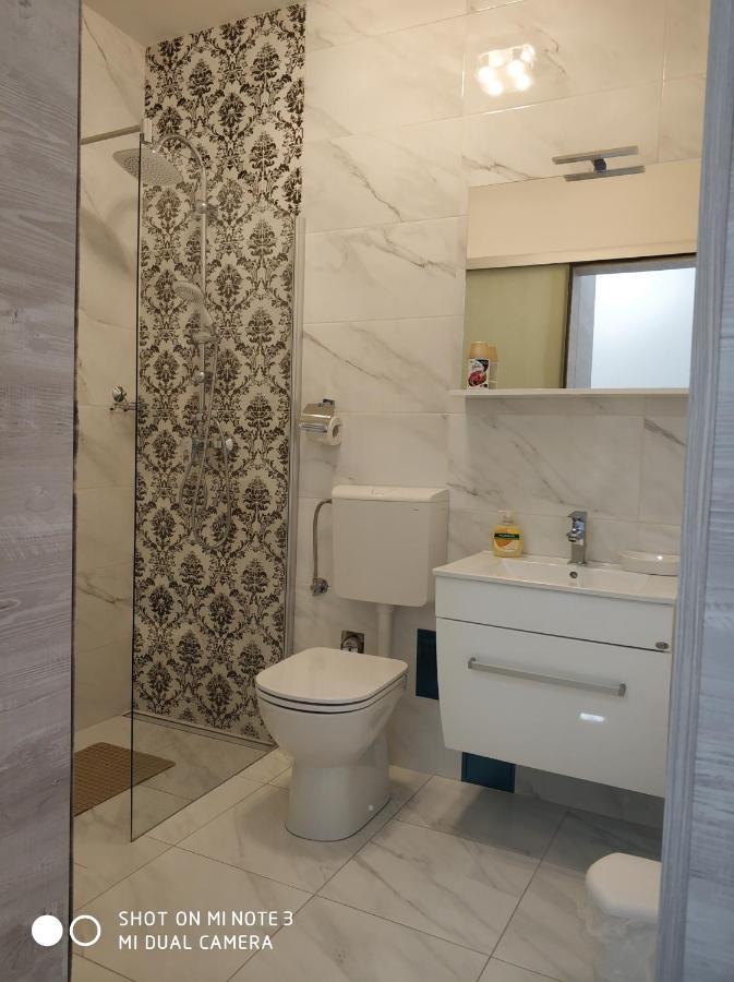 Studio Apartment נובי ווינודולסקי מראה חיצוני תמונה