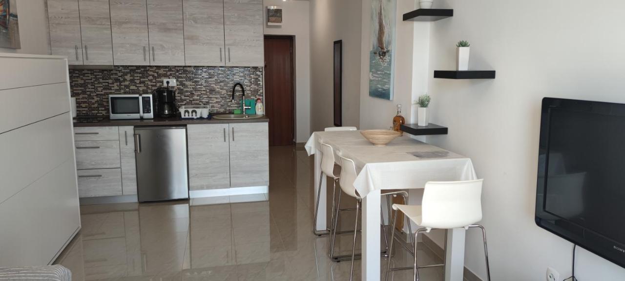 Studio Apartment נובי ווינודולסקי מראה חיצוני תמונה