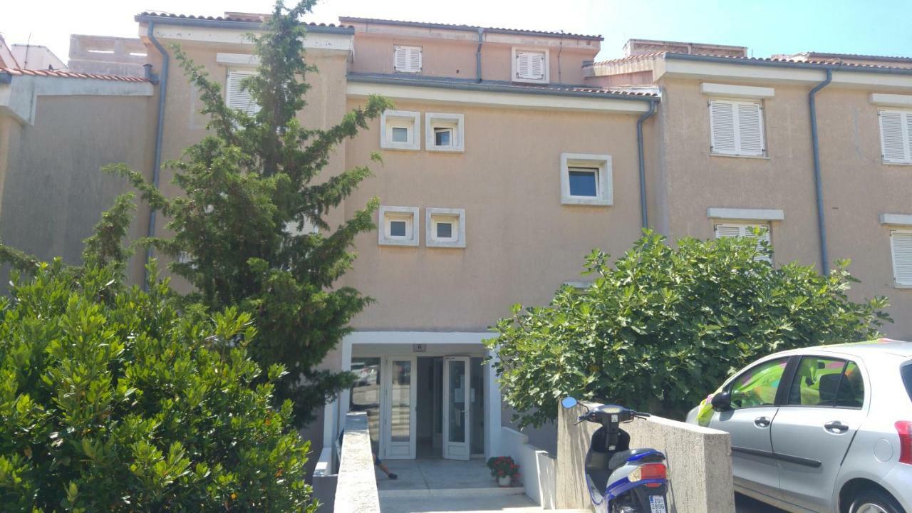 Studio Apartment נובי ווינודולסקי מראה חיצוני תמונה